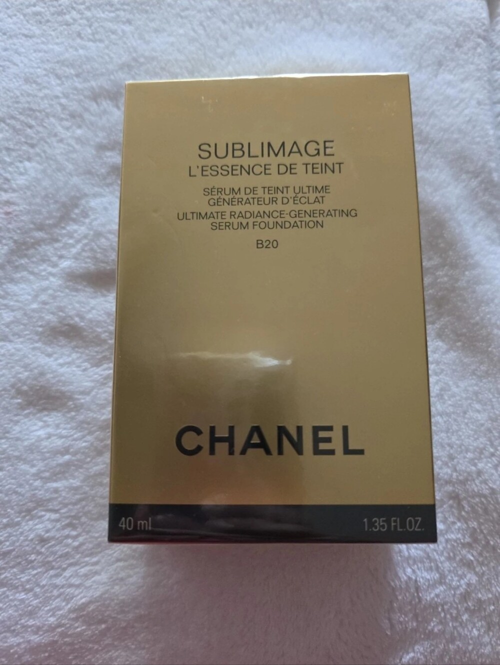 NEW ~ CHANEL SUBLIMAGE L' ESSENCE DE TEINT Serum Foundation ~ B20 - SEALED